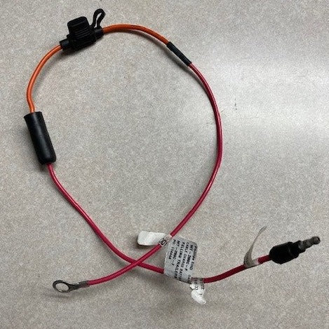 2010513 - Charging cable for trailer battery. Includes 30A fuse.